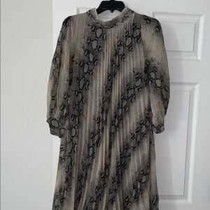 OAK + FORT Long Sleeve Dress - Black and Cream Snake Pattern